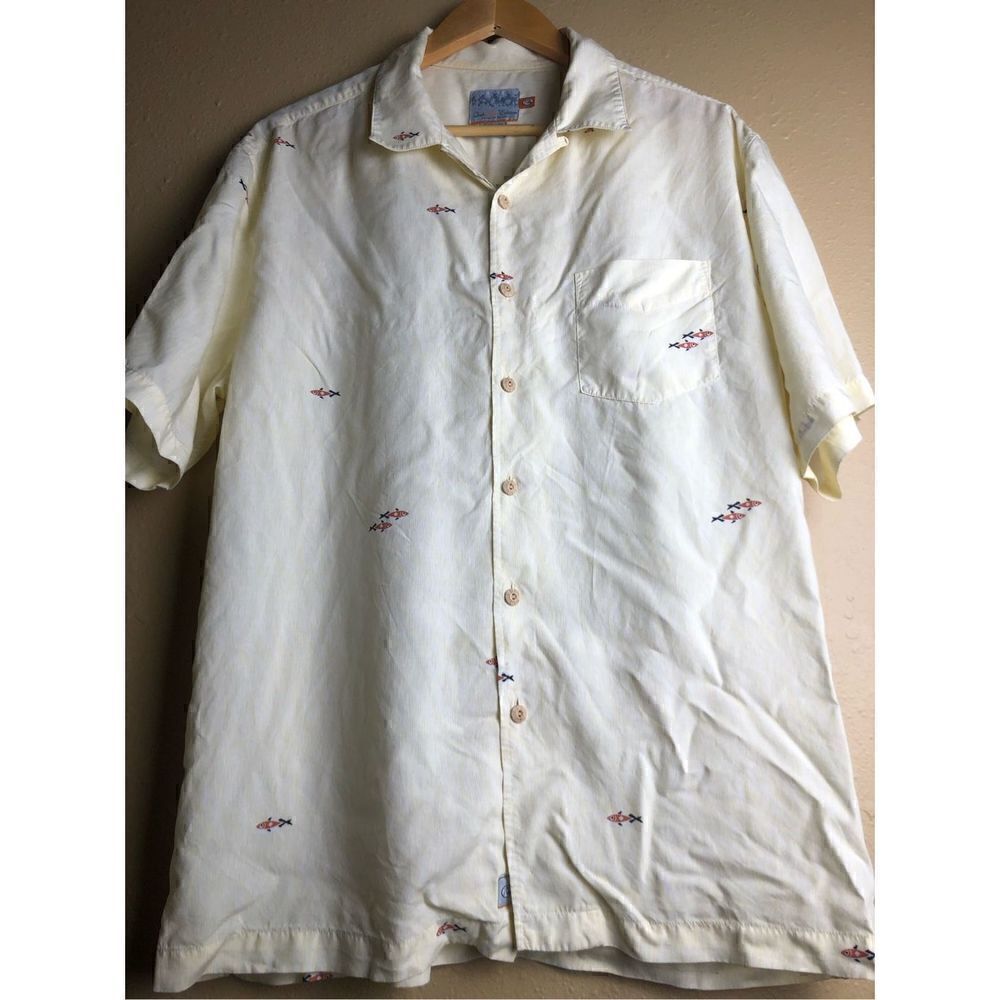 Quiksilver Edition Men's Comfort Fit Casual With Print fish Shirt Size L Short S